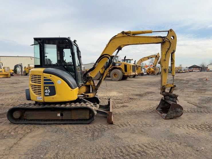 2014-komatsu-pc45mr-3-image-6