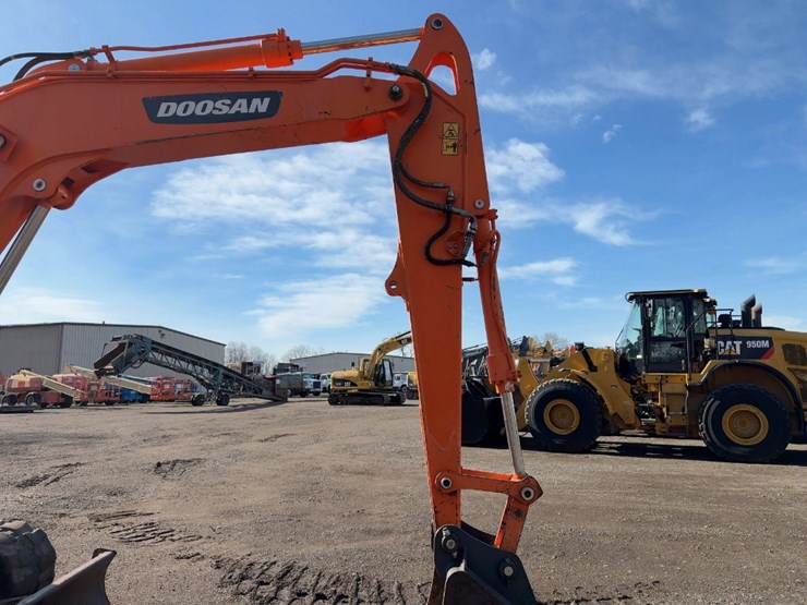 2019-doosan-dx85r-3-image-10
