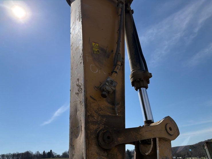 caterpillar-336el-image-18