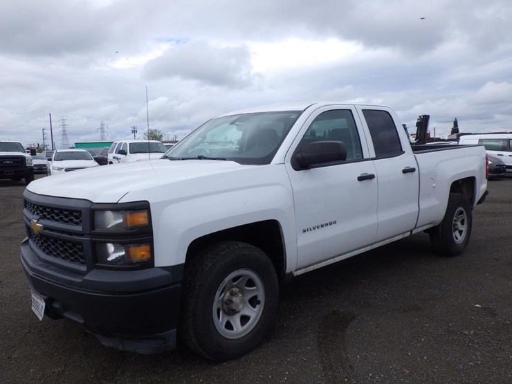 2014-chevrolet-1500-image-1