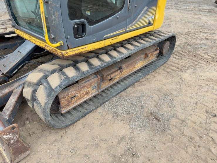 2017-kobelco-sk75sr-3e-image-23