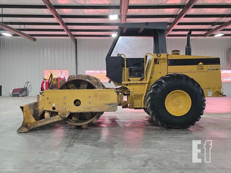 1996-caterpillar-cp-563c-image-5