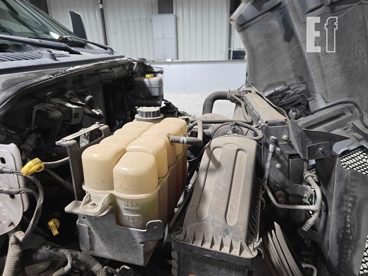 2021-ford-f750-sd-image-20