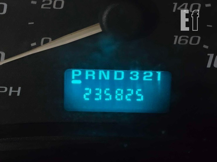 2005-gmc-savana-g3500-image-12