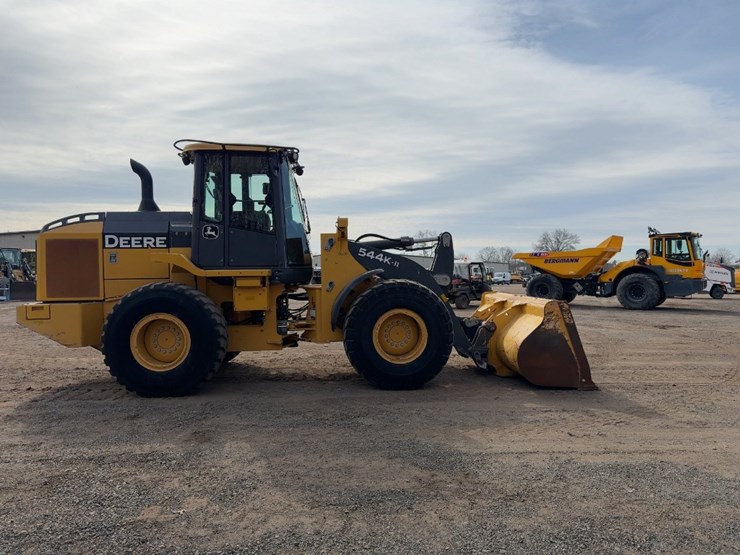 2018-deere-544k-image-6