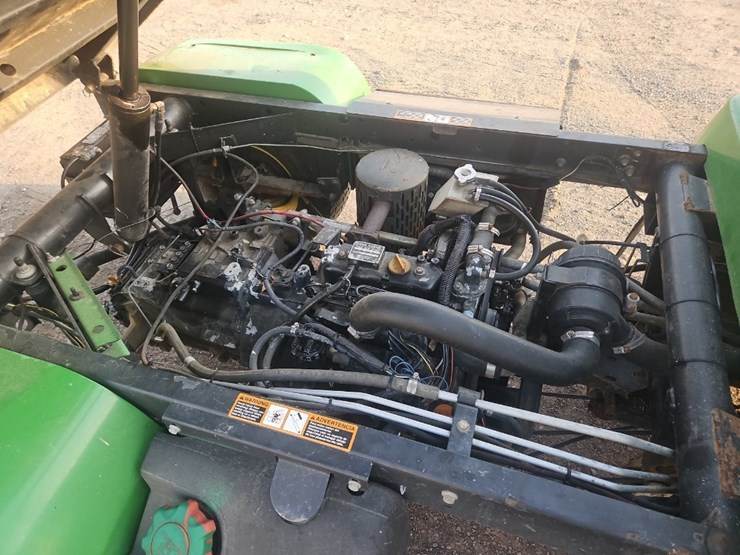 john-deere-progator-2030-image-9