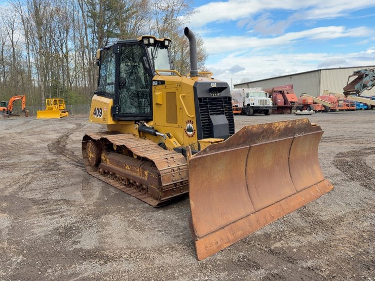 2016-caterpillar-d6k2-xl-image-7