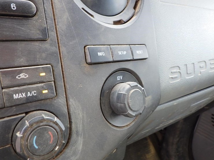 2015-ford-f750-image-33