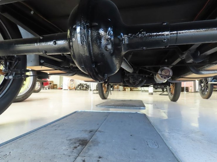 1923-chevrolet-superior-b-roadster-image-26