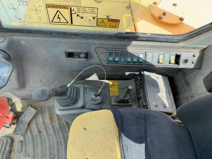 2008-volvo-ec55b-image-36