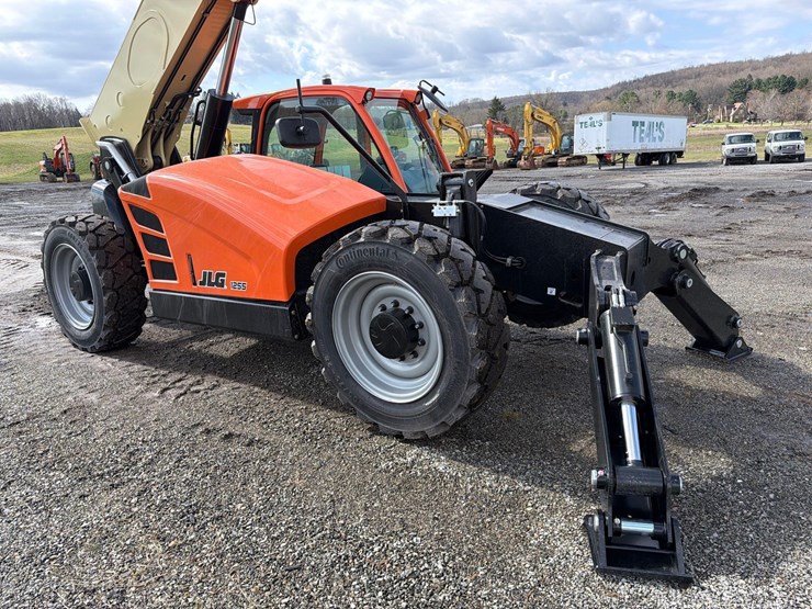 jlg-1255-image-3
