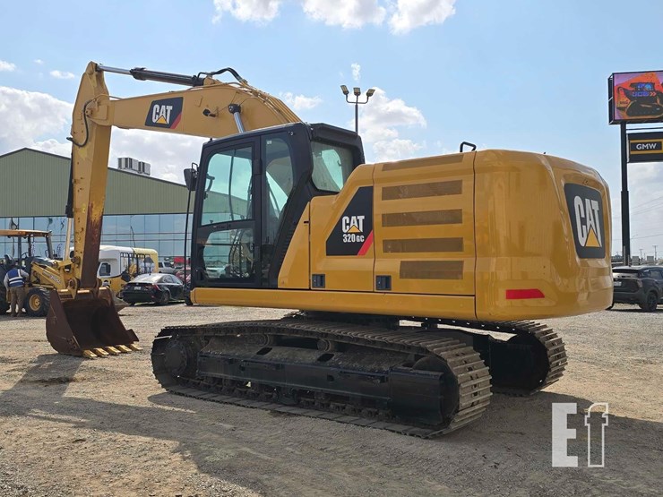 caterpillar-320gc-image-4