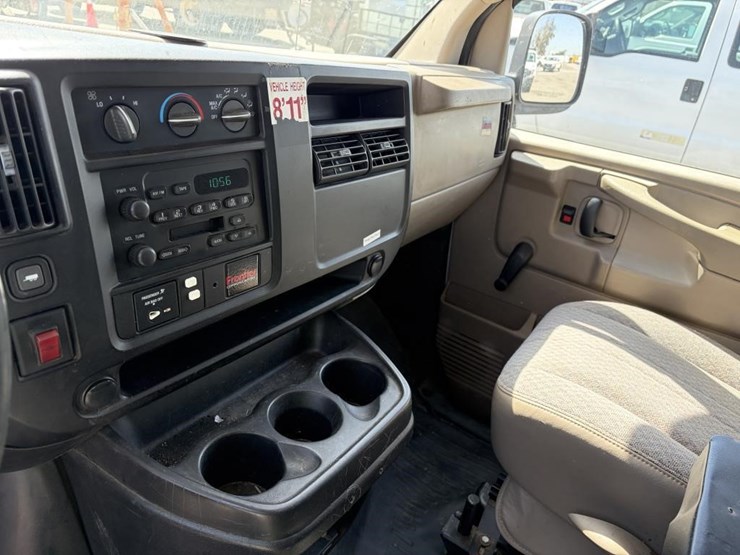 2007-chevrolet-express-2500-image-17