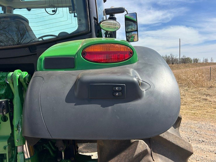 2018-john-deere-6145r-image-2