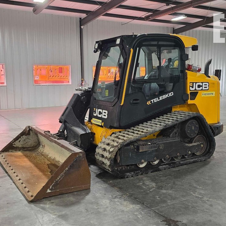 2021 JCB 3TS-8T