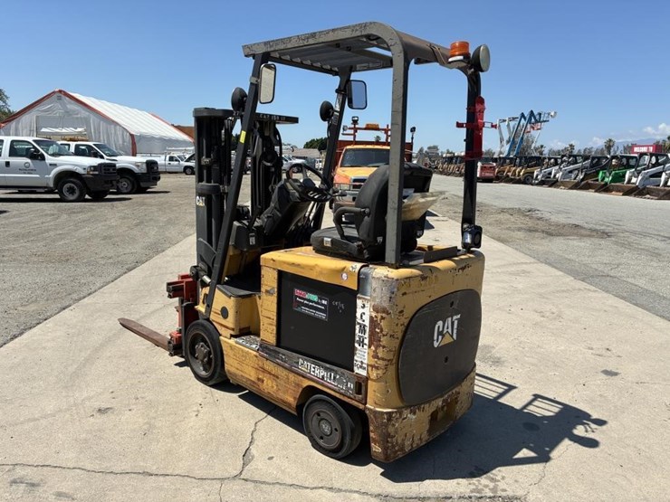 caterpillar-ec18k-image-4