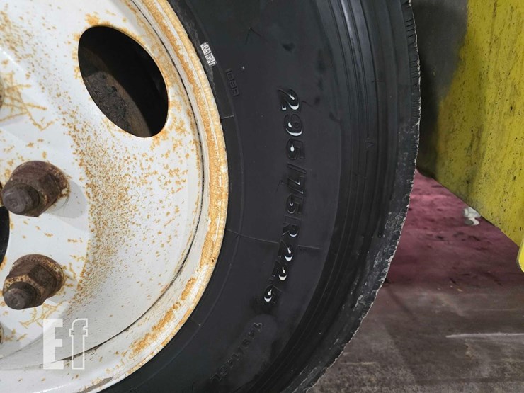 2007-international-durastar-4300-image-25