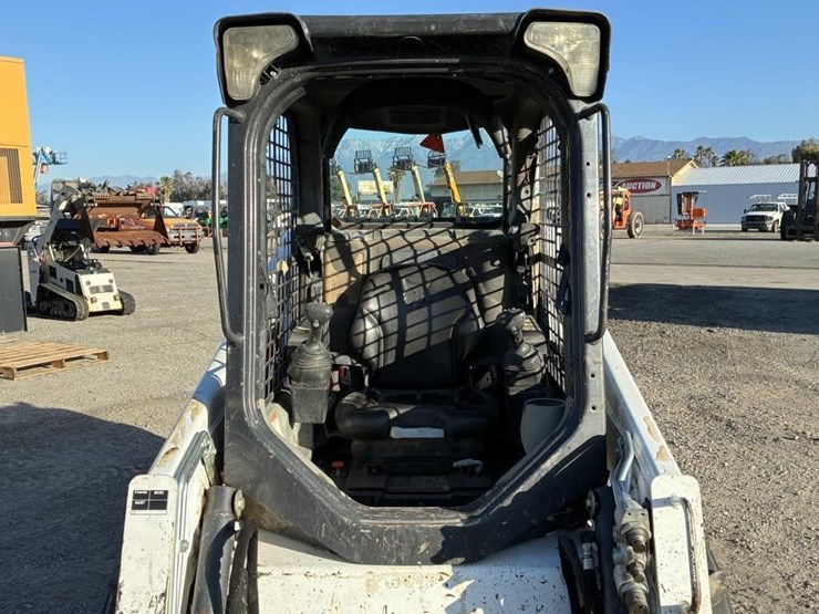 2020-bobcat-s450-image-12