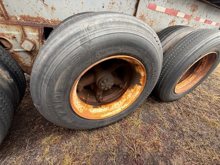 #1130-•-26'-end-dump-semi-trailer-image-42