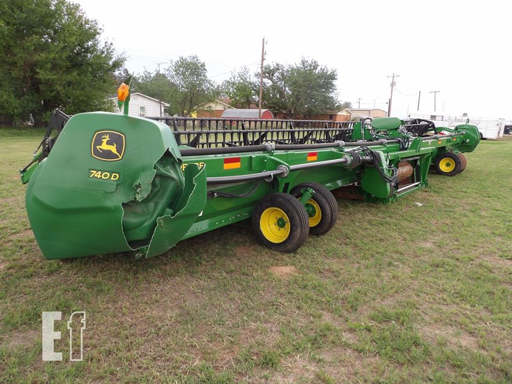 2023-john-deere-740d-image-4