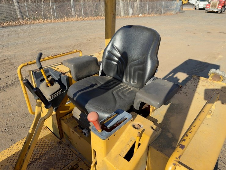 1988-deere-450g-image-28