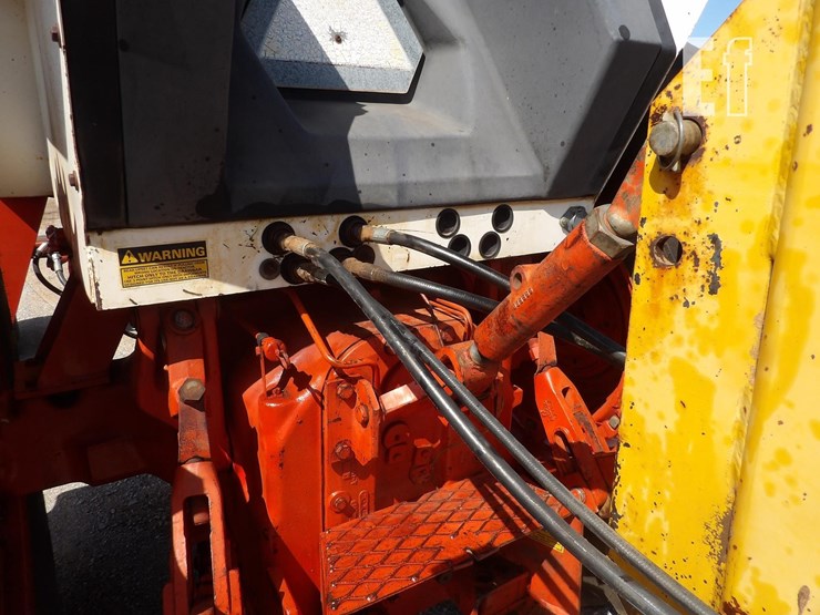 j-i-case-2390-image-4