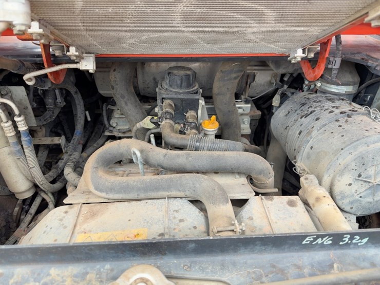 2020-kubota-svl95-2s-image-19