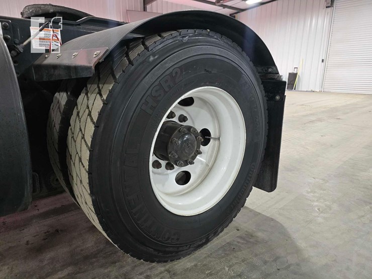 2020-autocar-xspotter-image-24