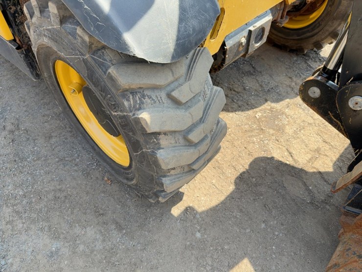 2018-caterpillar-th255c-image-10