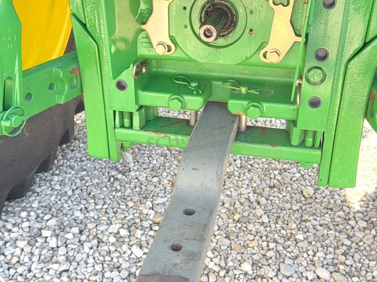 2004-john-deere-7320-image-31