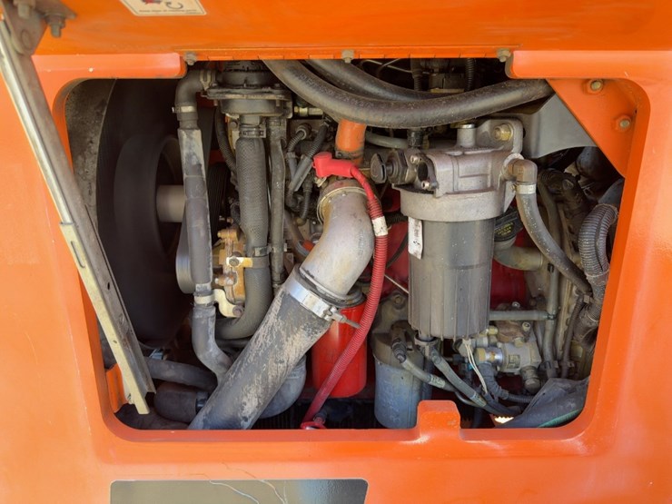 2016-sky-trak-6042-image-14