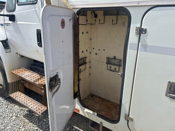 2014-international-4400-sba-image-31