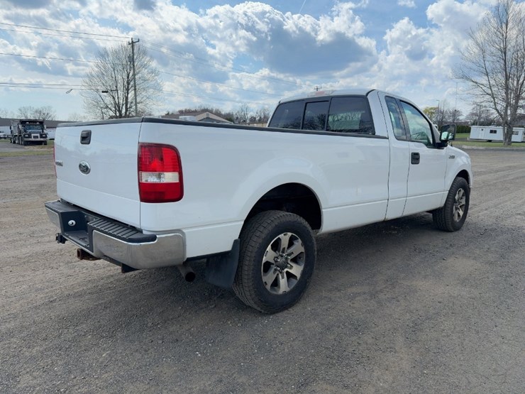 2004-ford-f150-xl-image-5