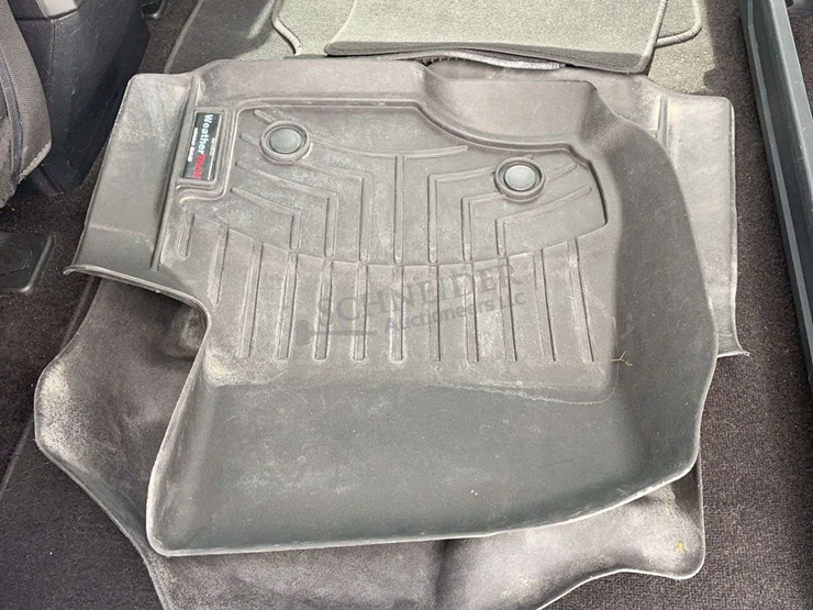 2020-ford-f150-image-44