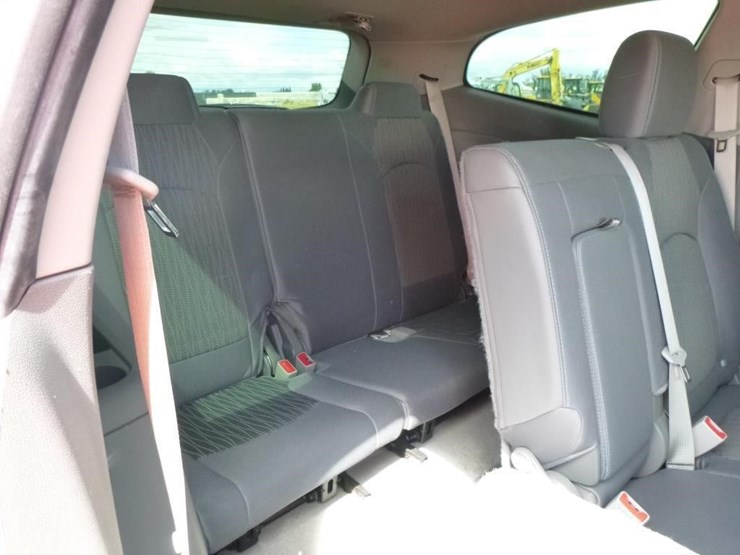 2015-chevrolet-traverse-image-20