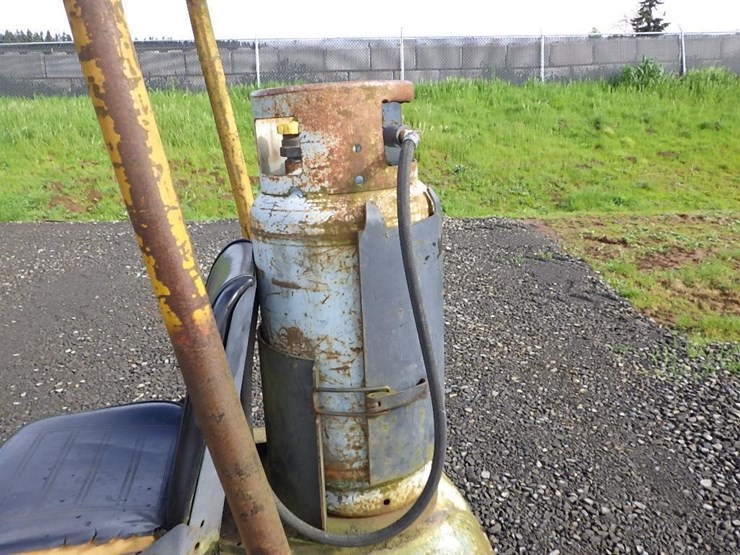 hyster-forklift-image-9