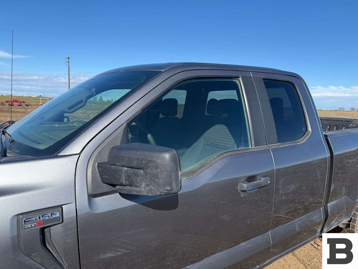 2021-ford-f150-image-12