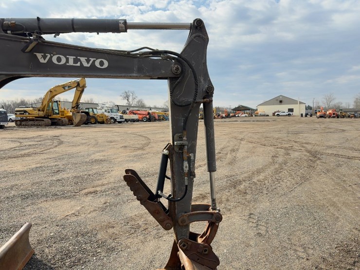 2004-volvo-ec35-image-10