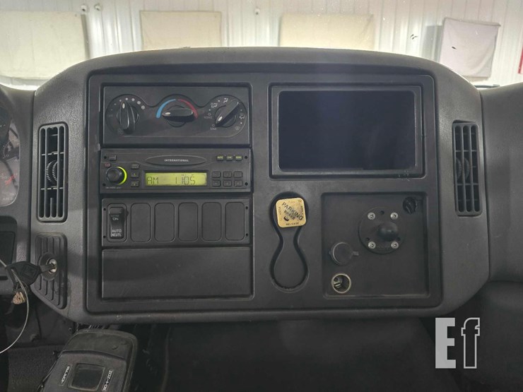 2007-international-durastar-4300-image-14