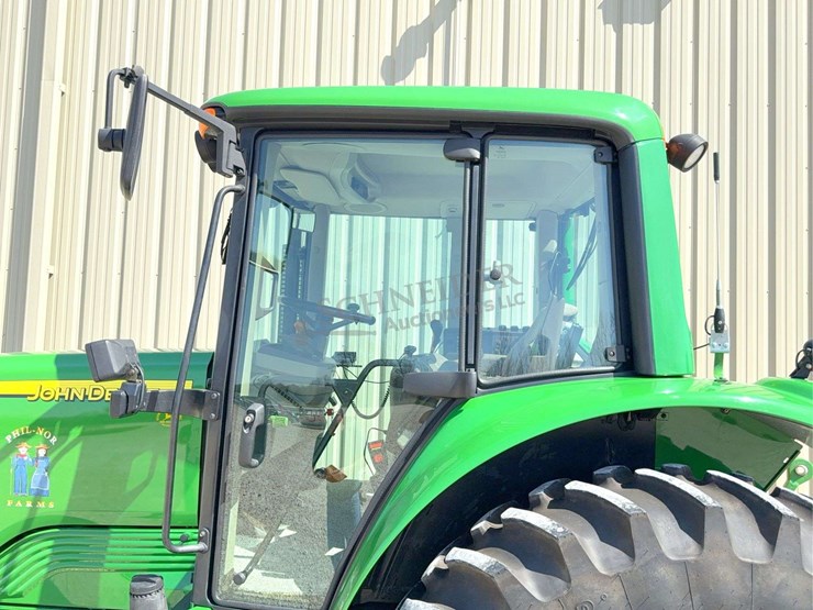 2004-john-deere-7320-image-93