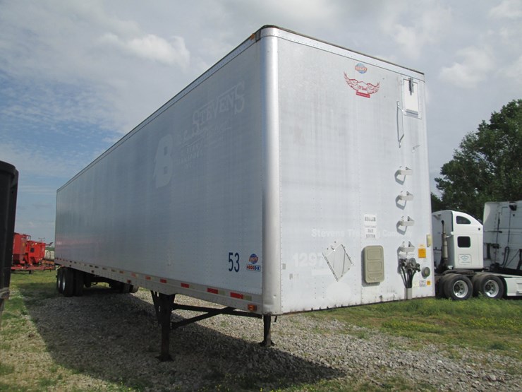 2007-utility-4000dx-image-2