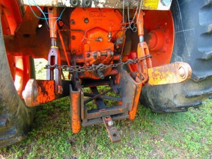 case-2090-tractor-image-10