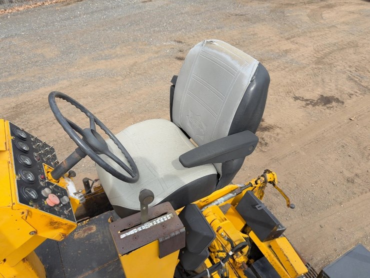 2000-blaw-knox-pf2181-image-32