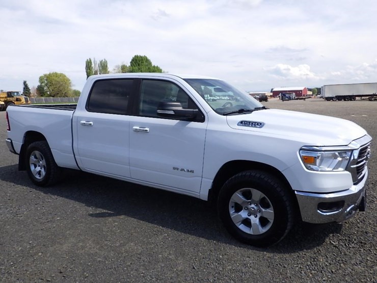 2019-dodge-1500-image-3