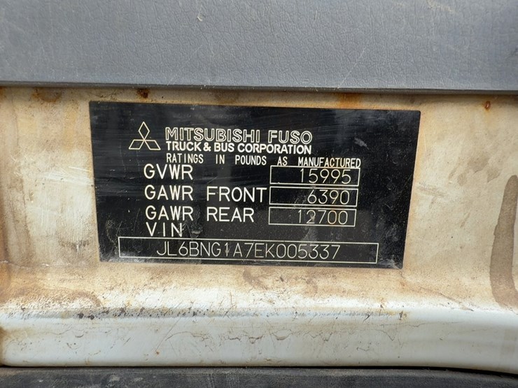 2014-mitsubishi-fuso-fe160-image-22