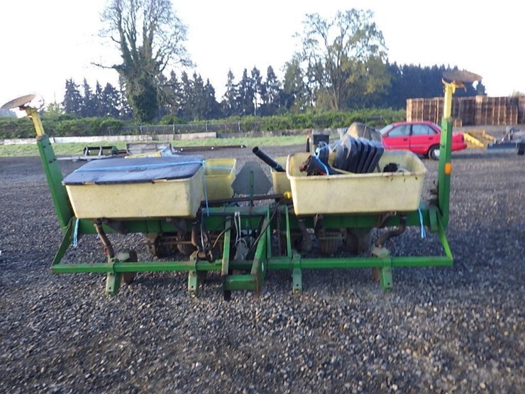 john-deere-7000-image-5