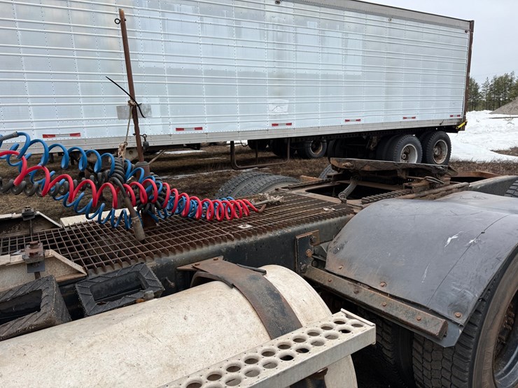 1999-western-star-5864ss-image-33