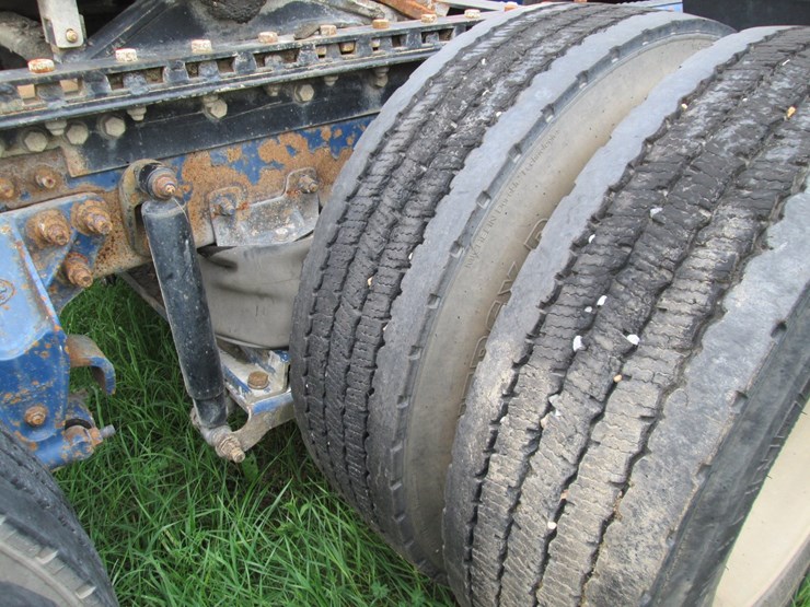 #46168-•-inop-2006-mack-613-vision-t/a-daycab-truck-tractor-1m1ak06yx6n010204-image-16