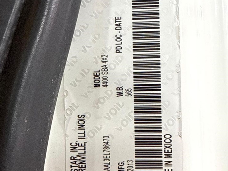2014-international-durastar-4400-image-32