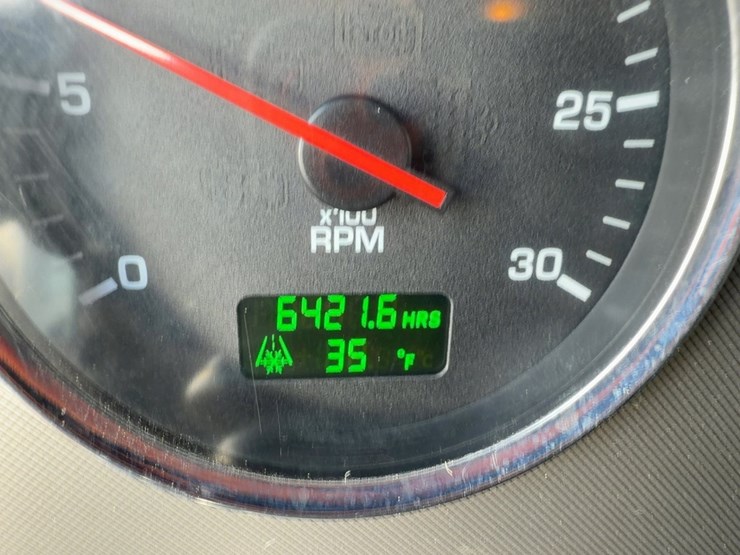 2017-kenworth-t270-image-38